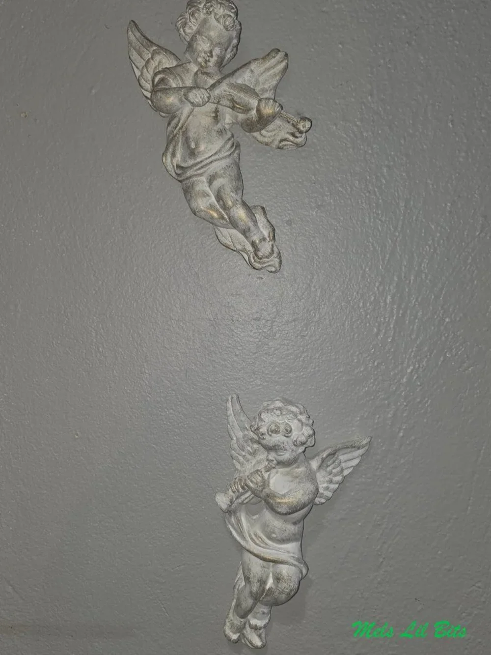 Vintage 10” Shabby Chic Chalk Ware Plaster Cherubs Wall Plaques -Set Of 2